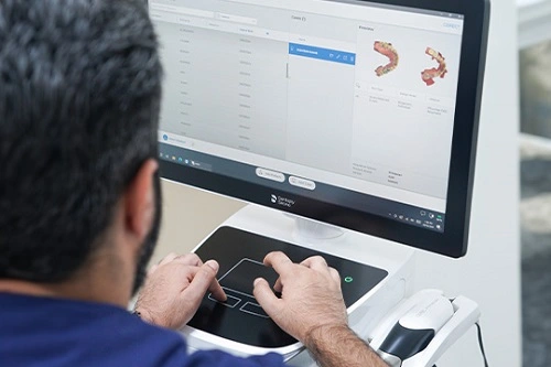 AEMC dental clinic showcasing modern facilities and advanced care for a superior oral health experience